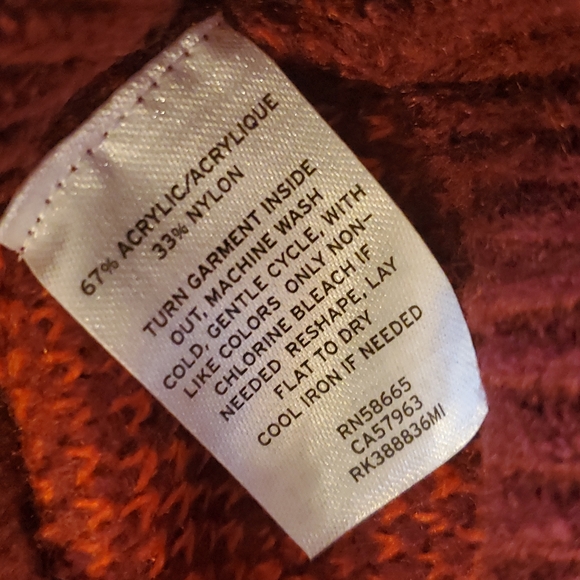 Abound Red and Dark Red Leopard Print Crew Neck Slouchy Sweater Size M NWT - Picture 4 of 5